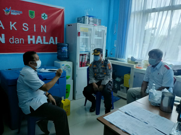 Polsek Bangko Gelar Vaksinasi Massal Covid-19 untuk Lansia di Dua Kecamatan
