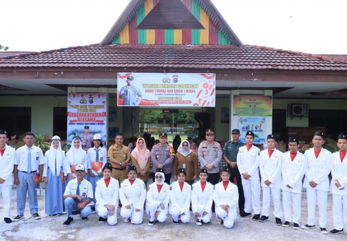 Gelar “Police Goes To School” di SMAN 1 Minas, Kapolres Siak Paparkan Sejarah Indonesia serta Beri Motivasi Menuju Sukses