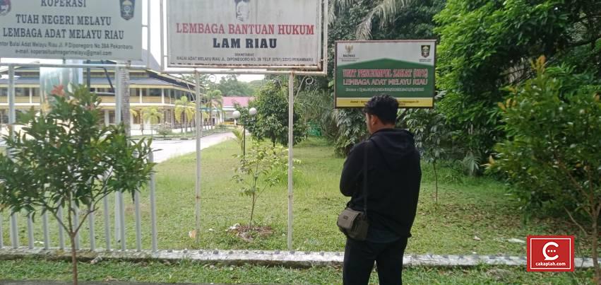 Pagar Besi Hutan Kota dan Gedung Lembaga Adat Jalan Diponegoro Diduga Dicuri, LAMR Riau akan Lapor Polisi