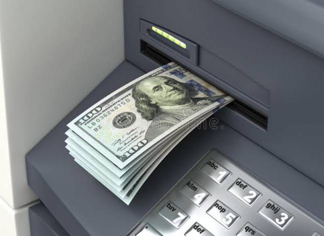 Kisah Pria Tarik Uang Rp 25 Miliar dari ATM Tanpa Terdeteksi Bank