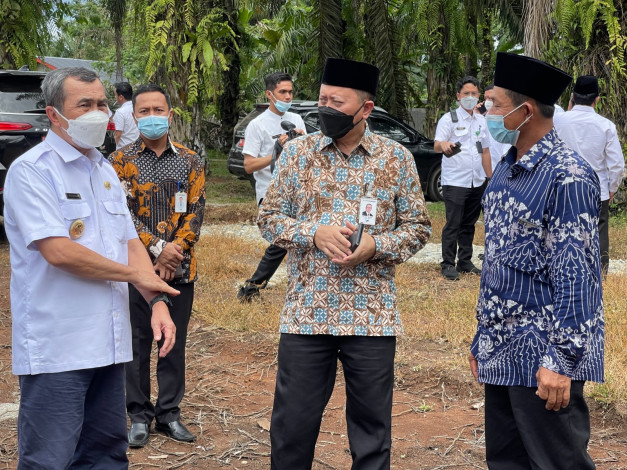 Kehadiran Dirut Bank Riau Kepri di Zona Ekonomi Syariah Sangat Diharapkan Warga Desa Rimba Makmur Kampar