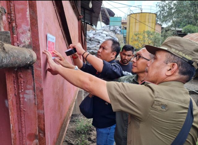 Pemkab Pelalawan Segel Pabrik Sawit tak Berizin di Langgam