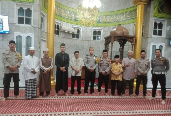 Polsek Sukajadi Ajak Jamaah Masjid Baitul Mukminin Sukseskan Pemilu 2024 Aman dan Damai