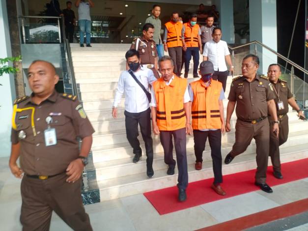 Kejati Riau Tetapkan 4 Tersangka Korupsi Masjid Raya Pekanbaru, Langsung Ditahan