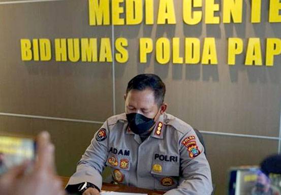 Buntut Jilat Kue HUT TNI, 2 Polisi Dipecat
