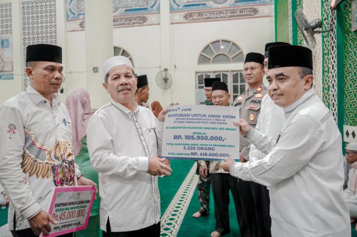 Safari Ramadan RAPP Santuni 3.220 Anak Yatim di Riau