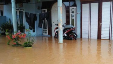 Enam Warga Tewas Akibat Banjir dan Longsor di Sumatera Barat
