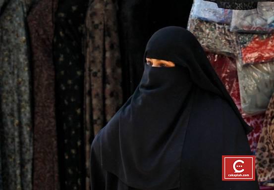 Swiss akan Denda Muslimah yang Pakai Cadar atau Burqa