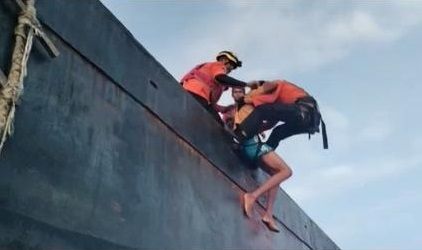 Tiga Kru Kapal Tongkang Terjebak di Tangki Pelampung, Satu Orang Tewas Kehabisan Oksigen