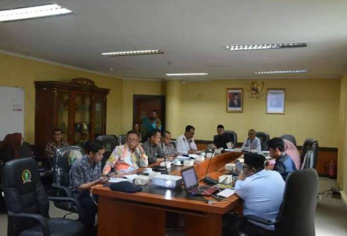 Pansus Ranperda Penyelenggaraan Penyiaran DPRD Riau Gelar Pembahasan Lanjutan