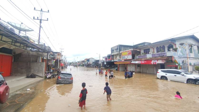 Beberapa Daerah Rawan Banjir, DPRD Riau Imbau Masyarakat Selalu Waspada