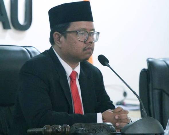 Fokus Pencegahan, Bawaslu Riau dan Komisi III DPR RI Sosialisasi Peraturan Pemilu