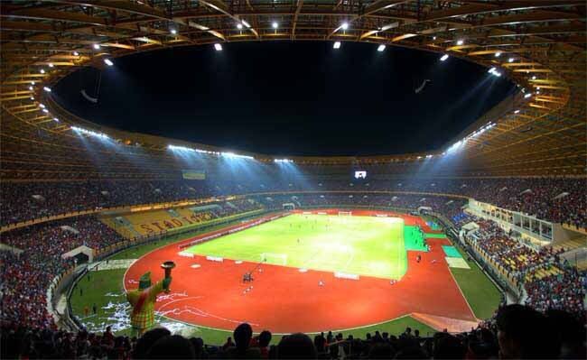 Pagi Ini Ribuan Pegawai Pemprov Senam Massal di Stadion Utama Riau