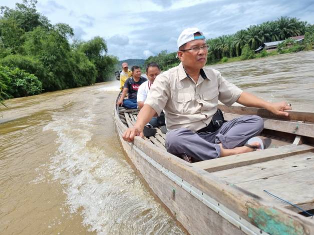 Menyusuri Sungai Subayang, Dit Intelkam Polda Riau Memetakan TPS Terisolir untuk Kesiapan Pemilu 2024