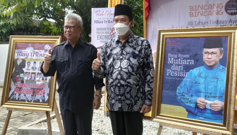 Hadiri Peluncuran Buku Bang Syam: Mutiara dari Pesisir, Walikota Pekanbaru: Beliau Idola Saya