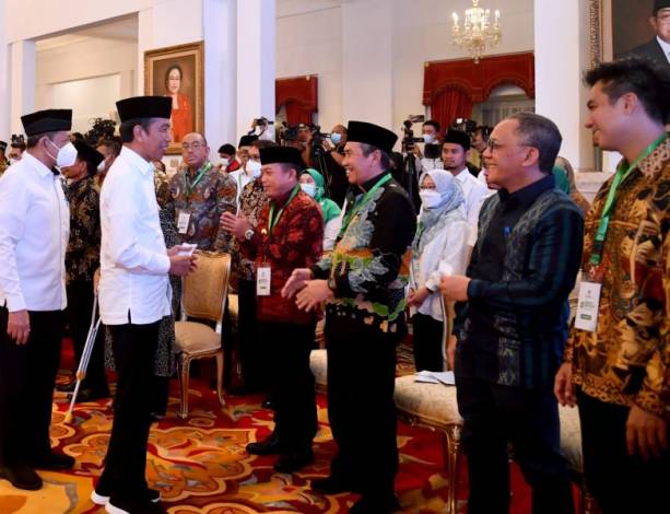 Peduli Zakat, Gubernur Riau Diundang ke Istana Presiden