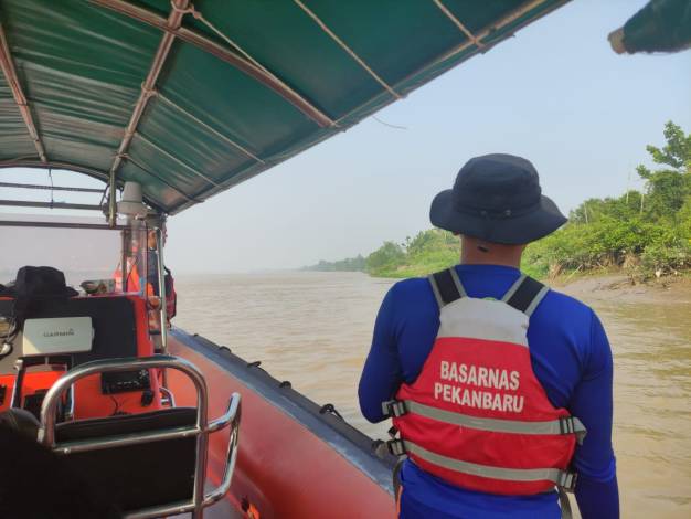 Dua Petani Tenggelam di Sungai Indragiri saat Bawa Bibit Sawit