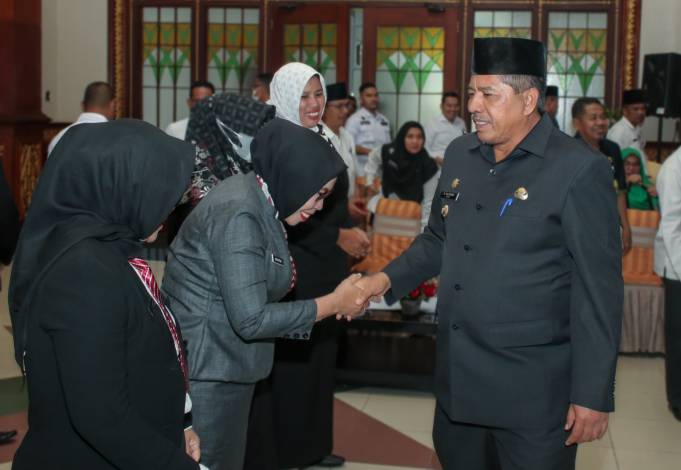 Bupati Siak Lantik 7 Kepala UPT Disdukcapil