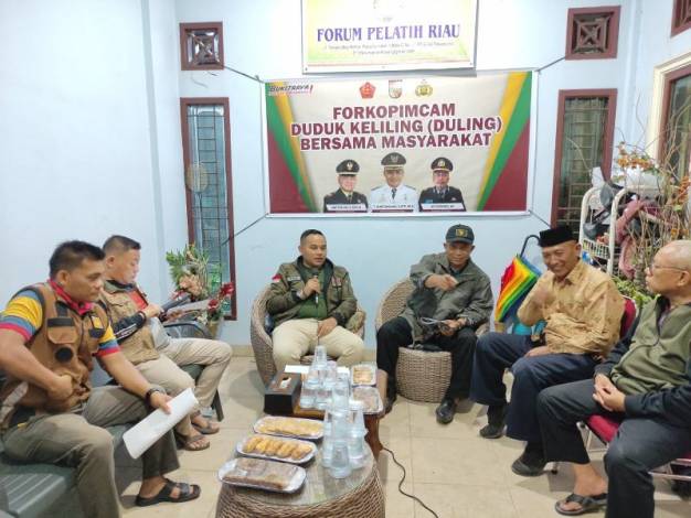 Camat Bukit Raya Jaring Aspirasi Masyarakat Melalui Program Duling