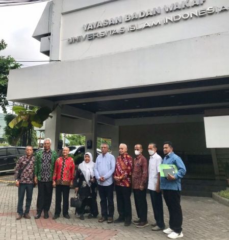 YLPI Riau Studi Banding ke Badan Wakaf Universitas Islam Indonesia Yogyakarta