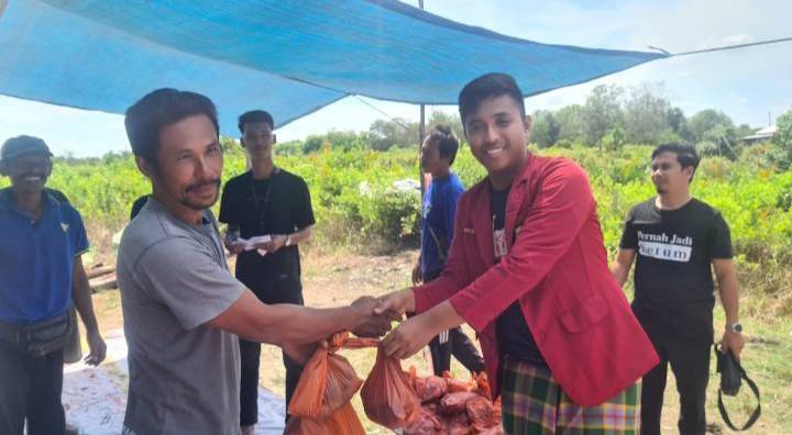 IMM Pekanbaru Selenggarakan Kurban, Daging Dibagikan untuk Masyarakat Pinggiran