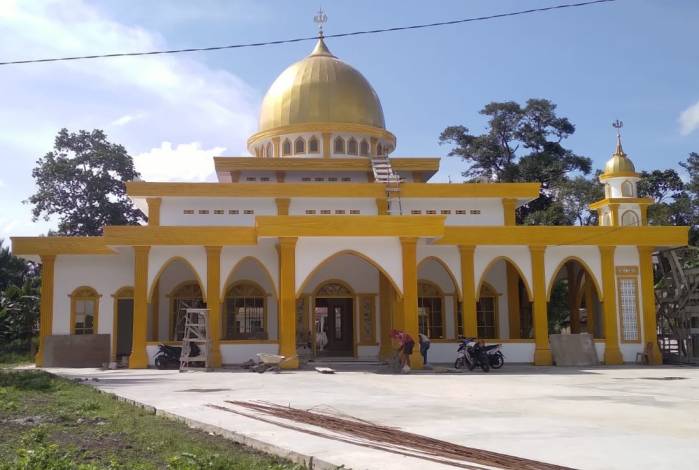 Pengusaha Asal Malaysia Bantu Rp3,7 Miliar Bangun Masjid di Semukut Meranti