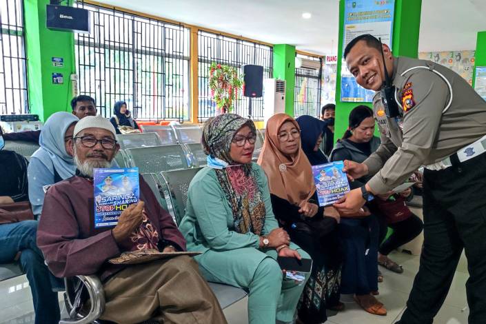 Ajak Masyarakat Sukseskan Pemilu 2024, Ditlantas Polda Riau Sambangi Kantor Samsat Pekanbaru