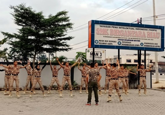 Hebat! SMK Dirgantara Riau Punya Pasukan Merah Putih yang Dilatih Khusus Jadi Sosok Pemimpin