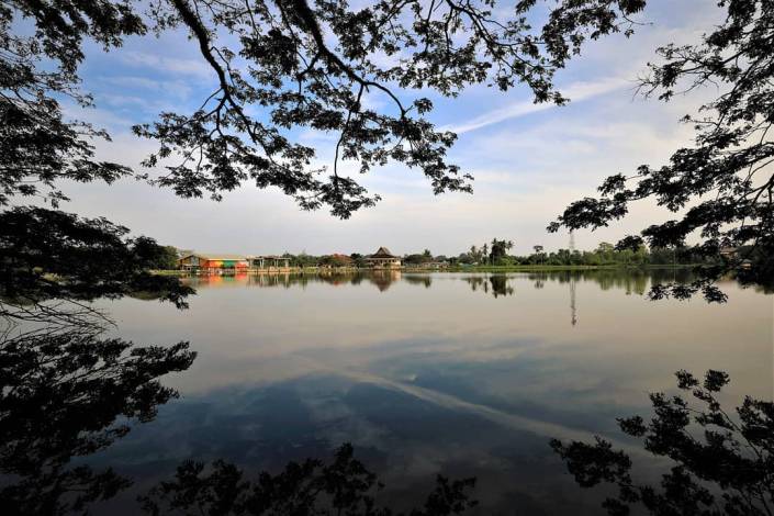Menikmati Destinasi Wisata di Inhu Riau, Ada Air Terjun dan Danau Raja