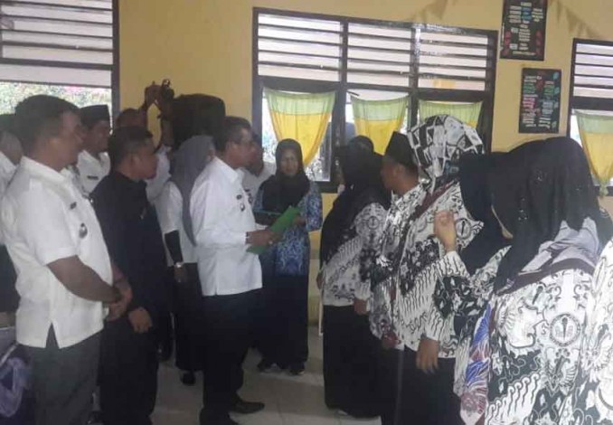Bupati Kuansing Silaturahmi dengan Ratusan Guru Kecamatan Pucuk Rantau