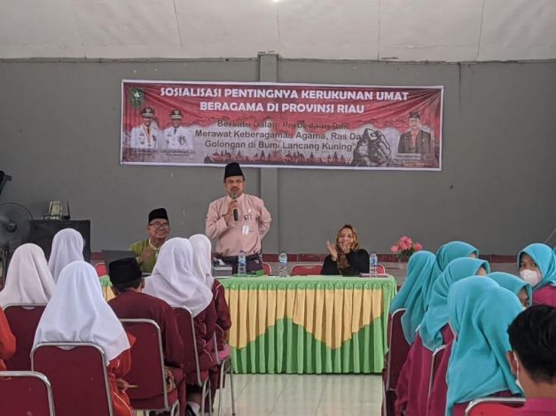 Kesbangpol Riau Paparkan Pentingnya Pelajar Jadi Pelopor Menjaga Kerukuman Umat