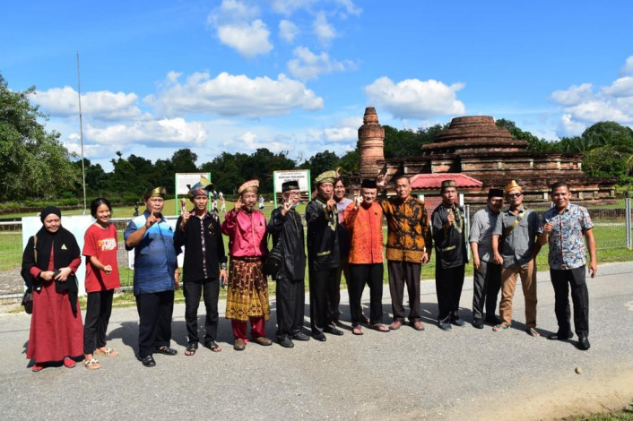 Kunjungi Kampar, Dato Azhar Bandingkan Melayu Riau dengan Singapura