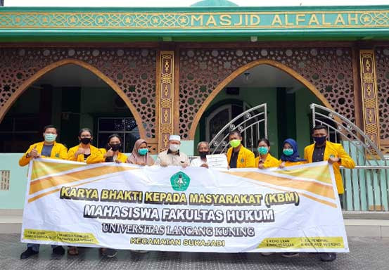 Karya Bakti kepada Masyarakat, Mahasiswa Fakultas Hukum Unilak Bersih-bersih Masjid