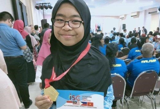 Cleorisya Siswi Asal Siak Raih Medali Perunggu di IMSO 2019 di Vietnam