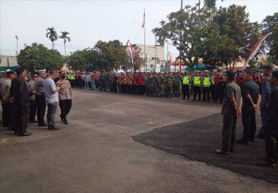 Personel Polsek Pinggir Ikuti Gladi Pengamanan Kunjungan Presiden Jokowi di Tol Permai