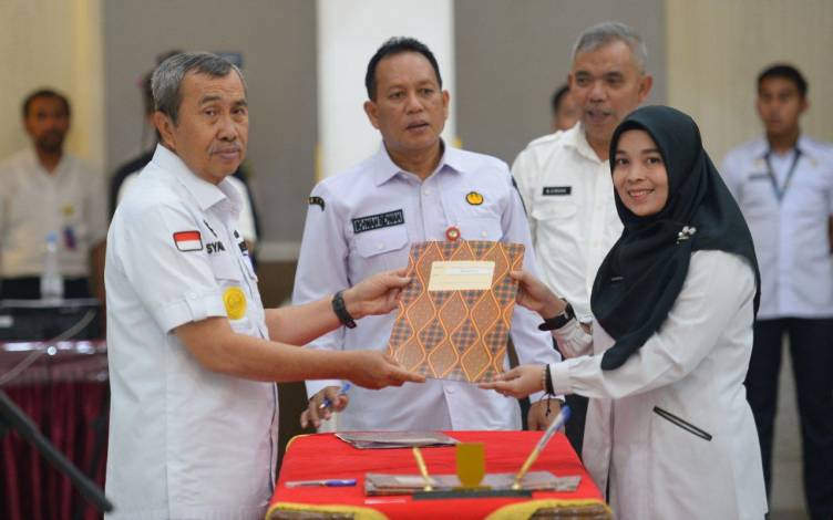 Gubernur Lantik 5.800 PPPK Pemprov Riau, Ini Pesannya