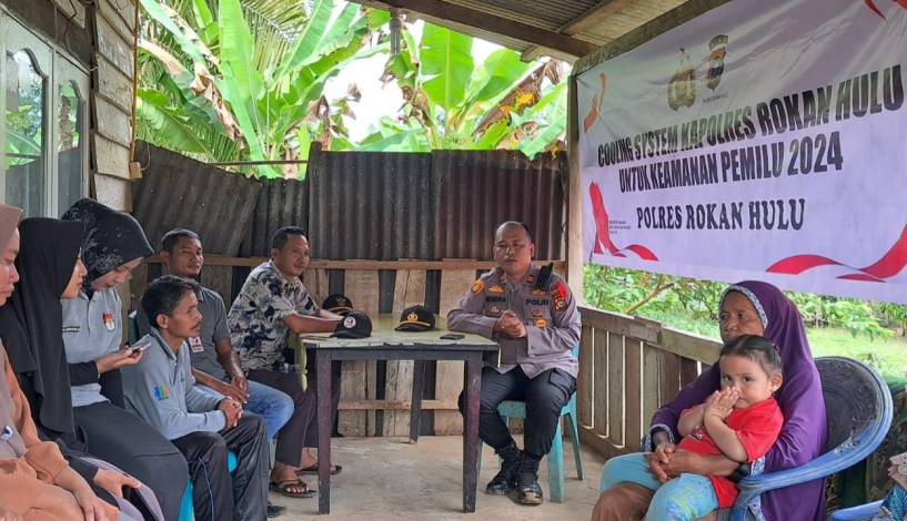 Sambangi Desa Pasir Maju, Polsek Rambah Polres Rohul Ajak Masyarakat Sukseskan Pemilu 2024