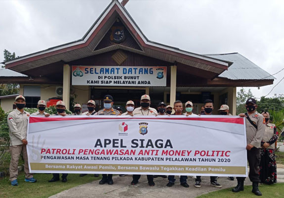 Polsek Bunut Gelar Apel Siaga dan Pelepasan Tim Patroli Anti Money Politic Pilkada Pelalawan 2020