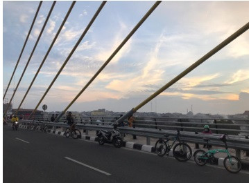 Jembatan Siak IV Kerap Jadi Titik Kumpul Pesepeda di Pekanbaru