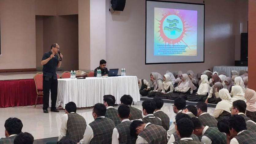 Ditresnarkoba Polda Riau Sosialiasi Bahaya Narkoba di Sekolah Islam As-Shofa Pekanbaru