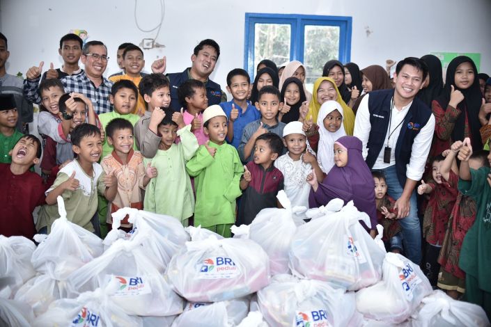 BRI Santuni Anak Yatim dan Salurkan 3.150 Paket Sembako ke Panti Asuhan