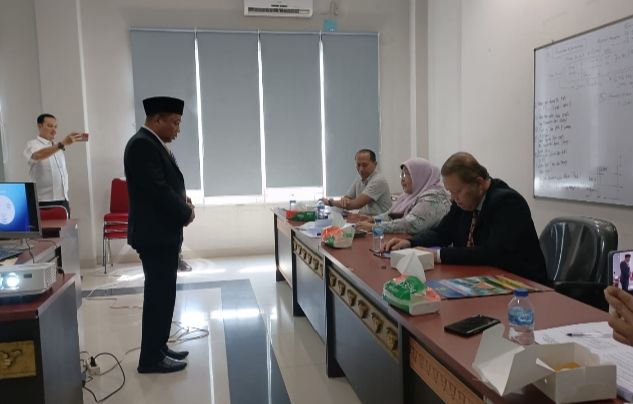 Ketua DPRD Pelalawan Baharudin Resmi Sandang Gelar Magister Hukum
