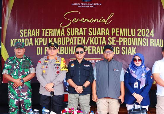 Kapolres Siak Mewakili Polda Riau Dalam Pengamanan Serah Terima Surat Suara Pemilu 2024