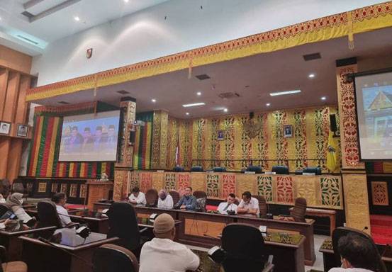 Komisi III DPRD Pekanbaru Rapat dengan Kemenag dan Kepala Sekolah Madrasah Bahas Persiapan PPDB
