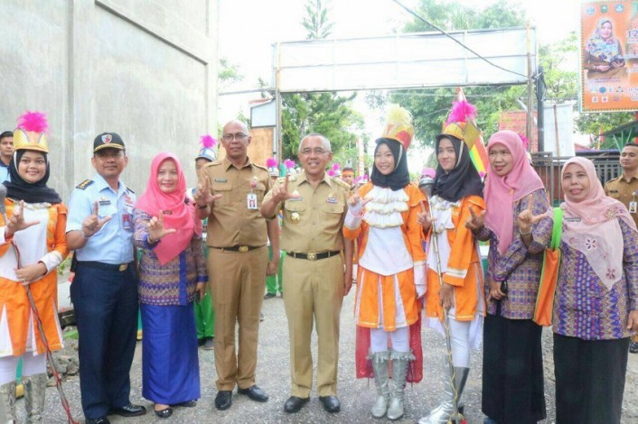Terpilih sebagai Sekolah Gerakan Literasi, Gubernur Riau Apresiasi SMAN 4 Pekanbaru