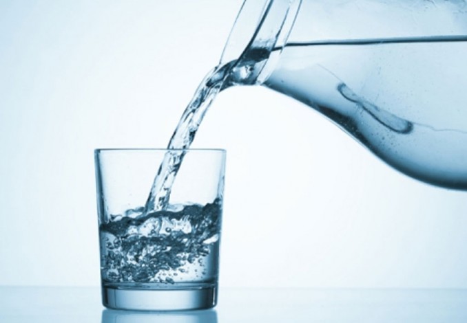 Air Putih Saja Tak Bisa Penuhi Kebutuhan Cairan Saat Berbuka