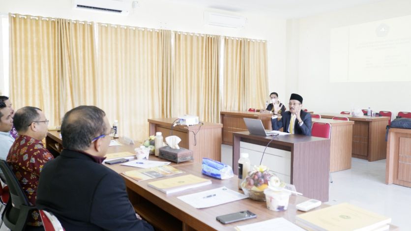 Anggota DPRD Riau Sari Antoni Raih Gelar Magister Manajemen Pascasarjana Unilak