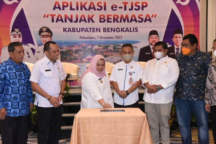 Bupati Launching e-TJSP Tanjak Bermasa, Implementasi CSR Harus Berjalan Maksimal