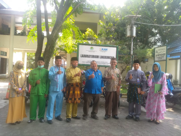 Kepala UPT Laboratorium Lingkungan DLHK Riau Kunjungi P3E Sumatera