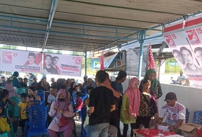 Masyarakat Terbantu, Bazar Sembako Raja Disambut Antusias di Siak